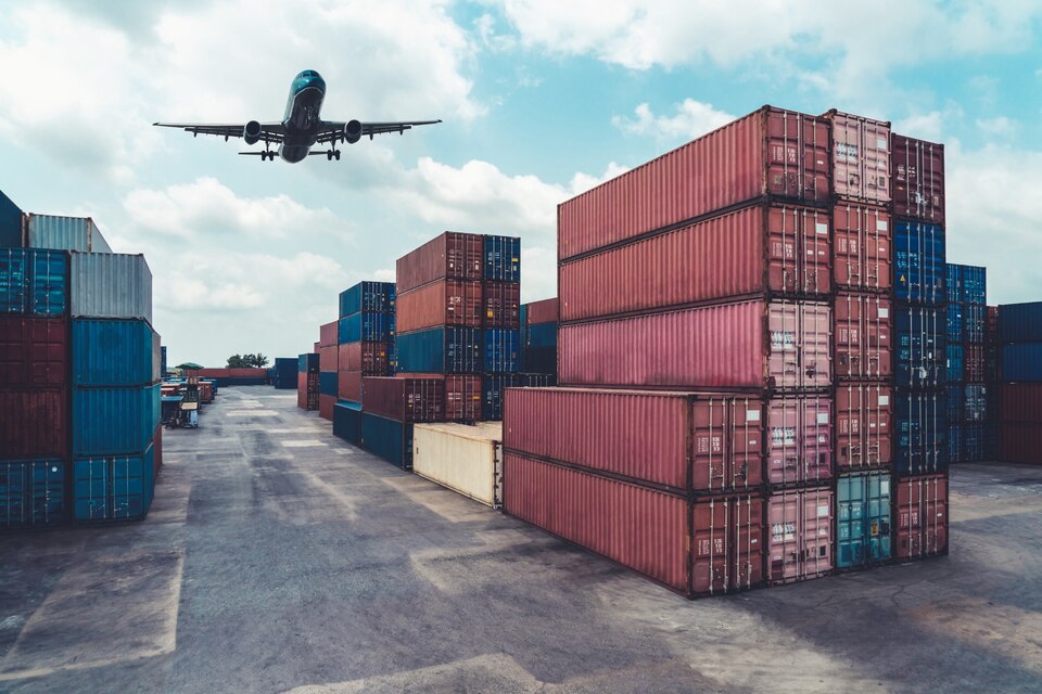 شحن من الصين الى السعودية